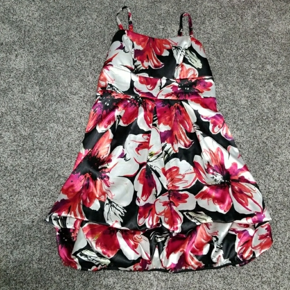 Black/White/Pink Party Dress w/ Pockets